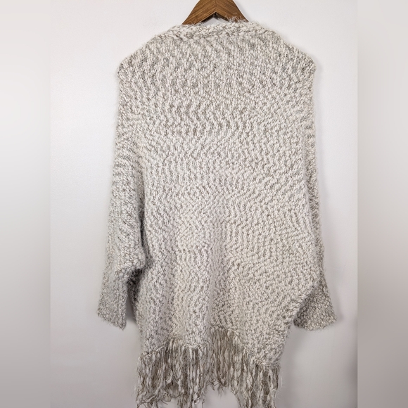 Umgee Beige Acrylic Blend Bohemian Long Fray Hem Cardigan Sweater - Picture 3 of 7